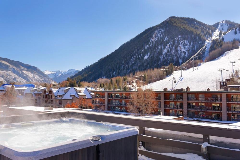 Independence Square 202, Hotel Room Over-Looking The Mall And Aspen Mountain المظهر الخارجي الصورة
